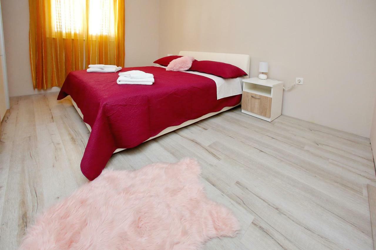 Apartments Sonia Sukošan Kültér fotó