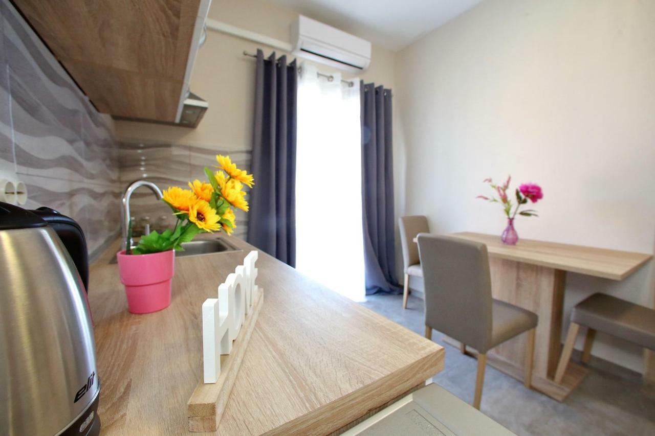 Apartments Sonia Sukošan Kültér fotó