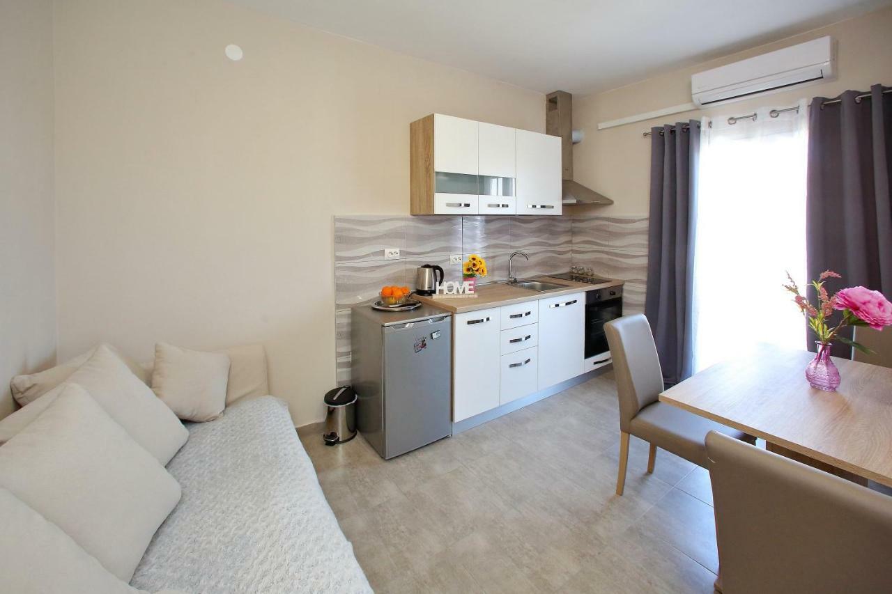Apartments Sonia Sukošan Kültér fotó